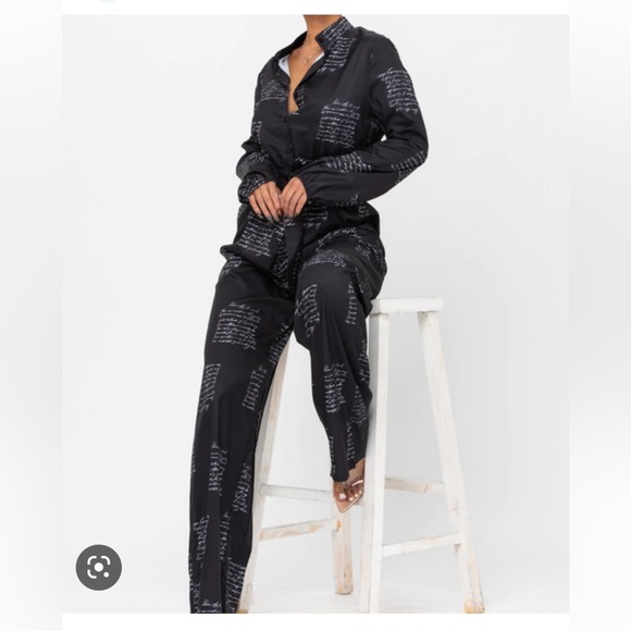 Letter script black white jumpsuit sophisticated trendy XXL - Picture 7 of 7